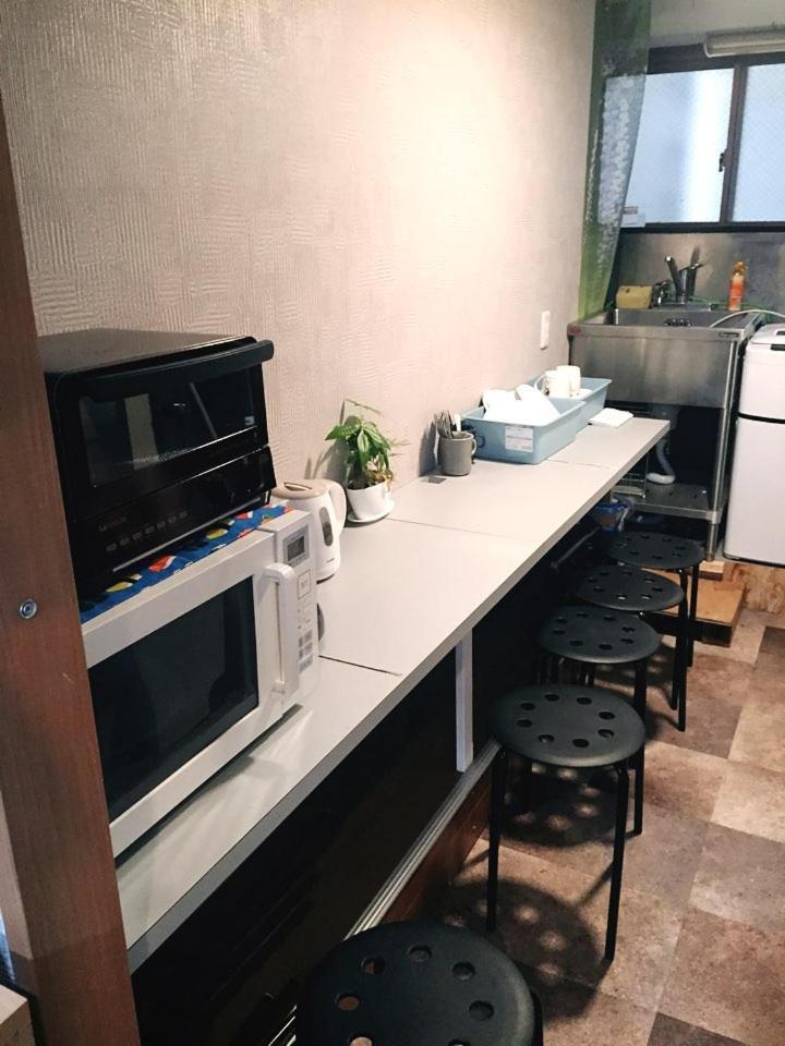 Tokyo Mika House Hotel Bagian luar foto
