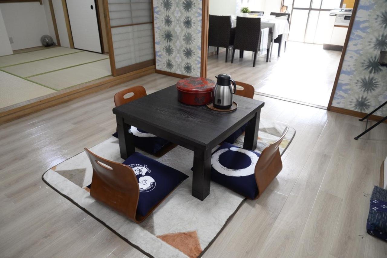 Tokyo Mika House Hotel Bagian luar foto